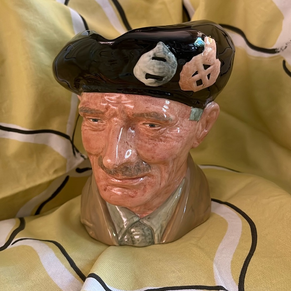 Toby mug “Monty”